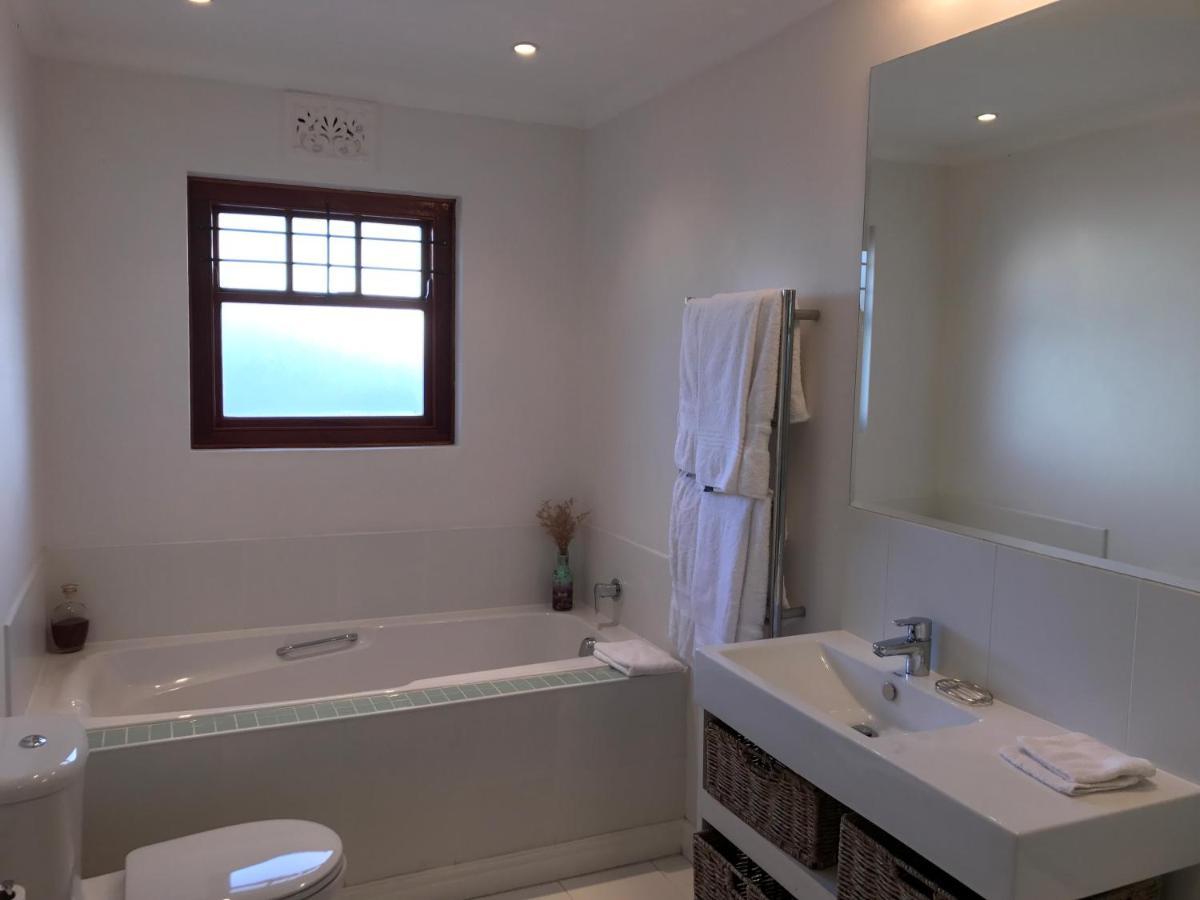 Park West Self-catering * Cape Town